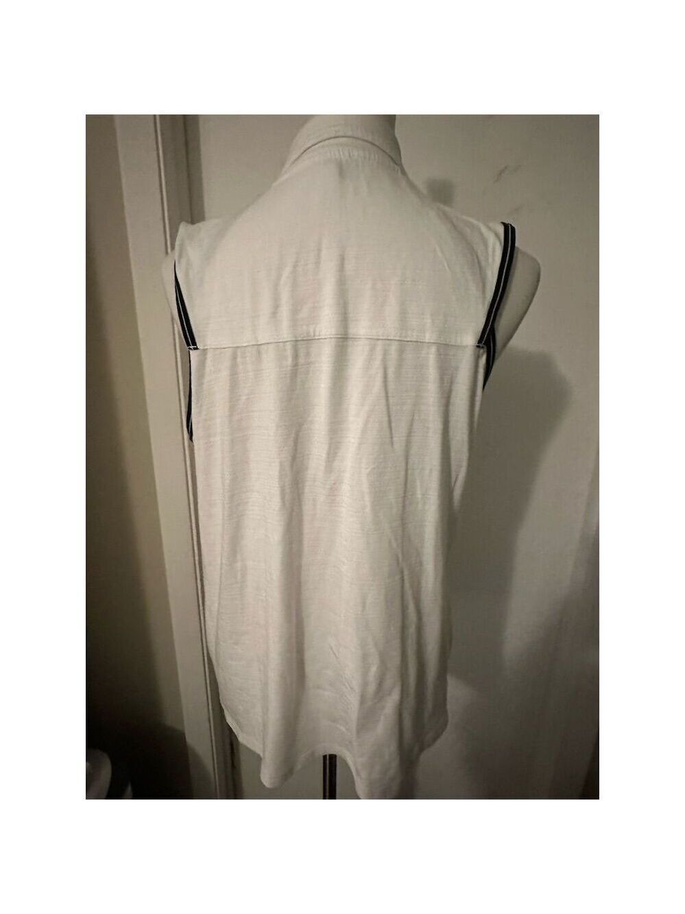 Talbots Women's Sleeveless Polo Tank Top White Size L Casual Standard - Picture 3 of 5